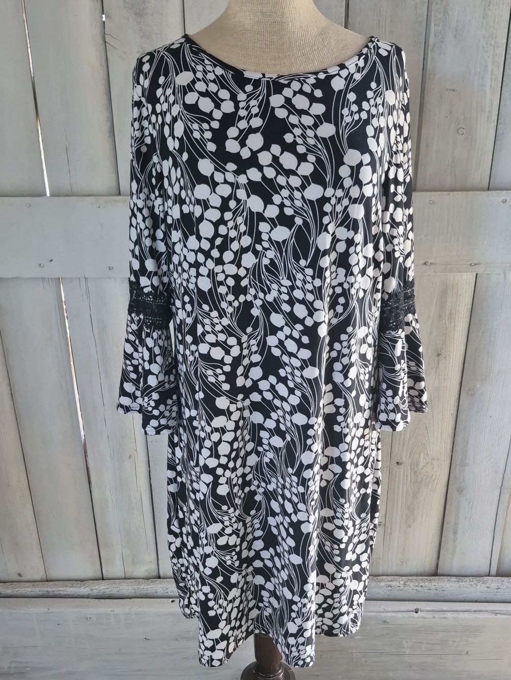 Jon & Anna Black and White Floral Bell-Sleeve Midi Dress